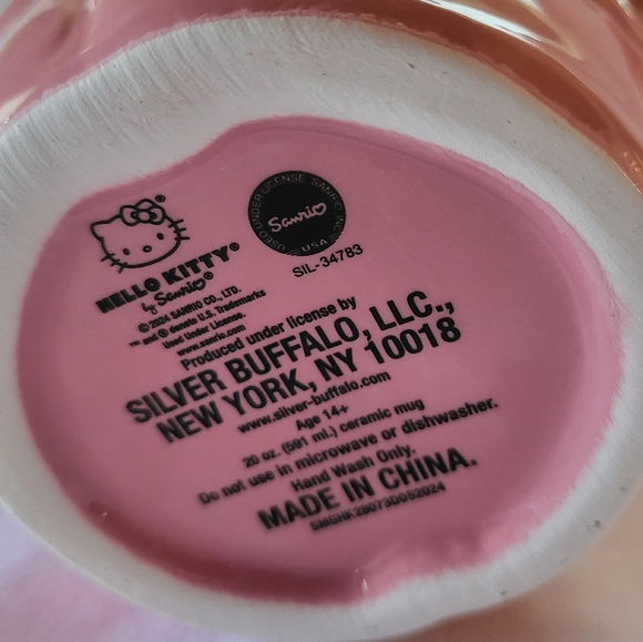 Hello Kitty Halloween skeleton ceramic mug - Picture 6 of 8